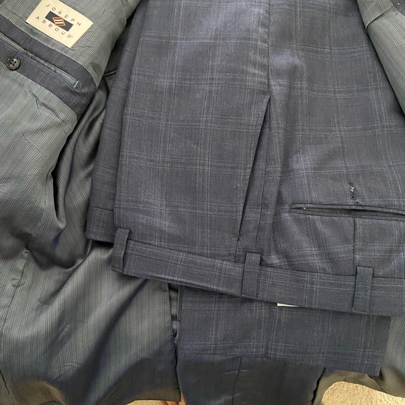 Made in USA suit - Picture 6 of 8